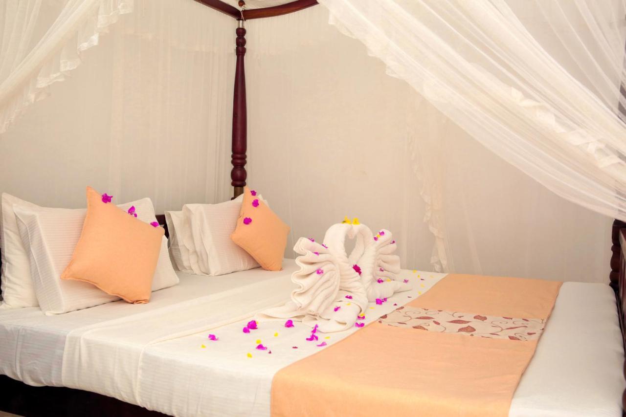 Pearl Mirissa Hotel Buitenkant foto